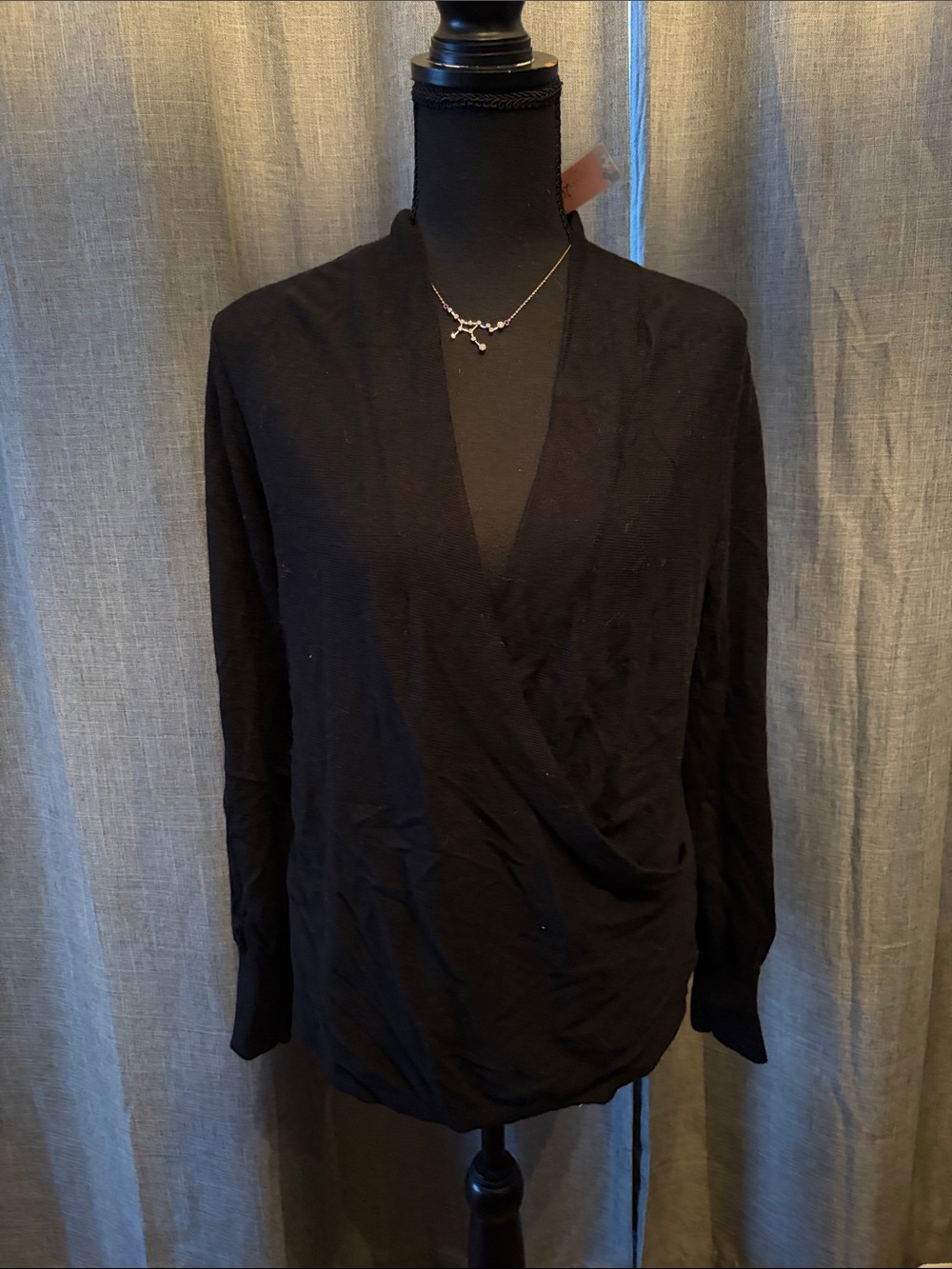 J. Jill Women’s Black Long-Sleeve Wrap Front Top